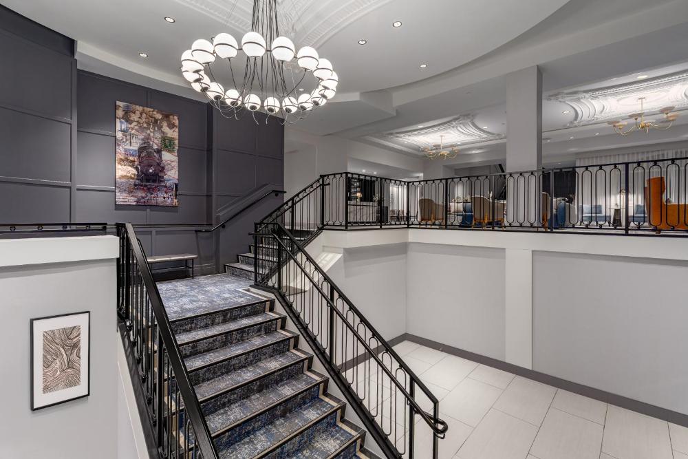 Hotel Commonwealth